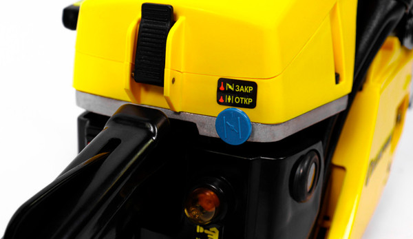 Изображение товара Бензопила цепная Champion A251-15 + подарочный набор