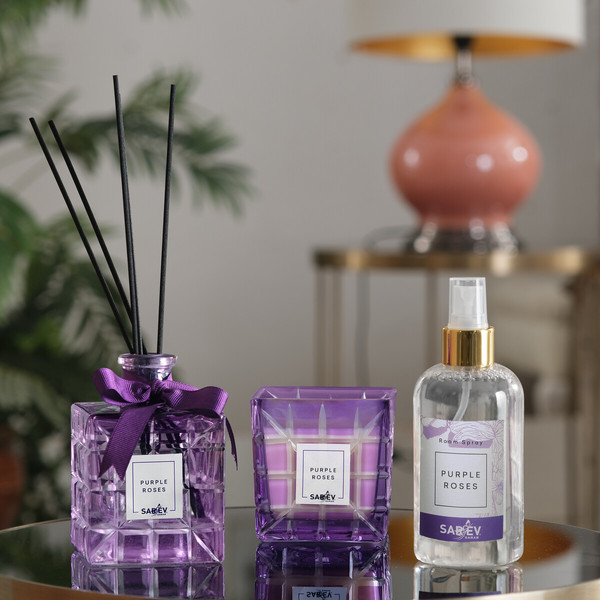 Изображение товара Свеча Sarev Purple Roses AR002