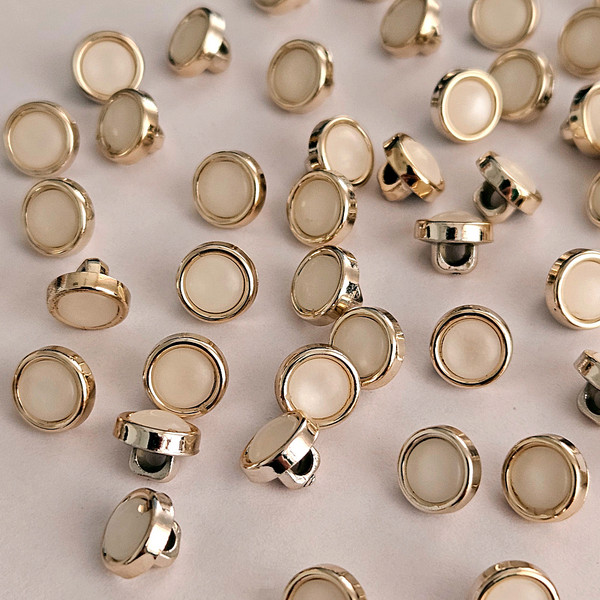 Изображение товара Набор пуговиц Sentex PN-0928 8 (12шт, белый/золото)