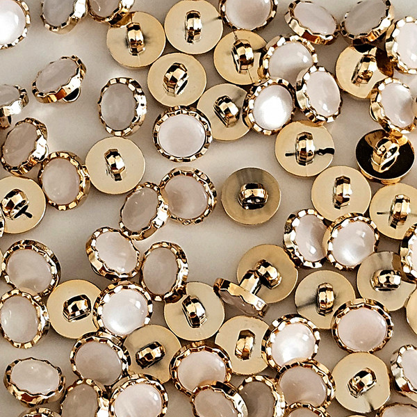 Изображение товара Набор пуговиц Sentex PN-2-11.5 (12шт, белый/золото)