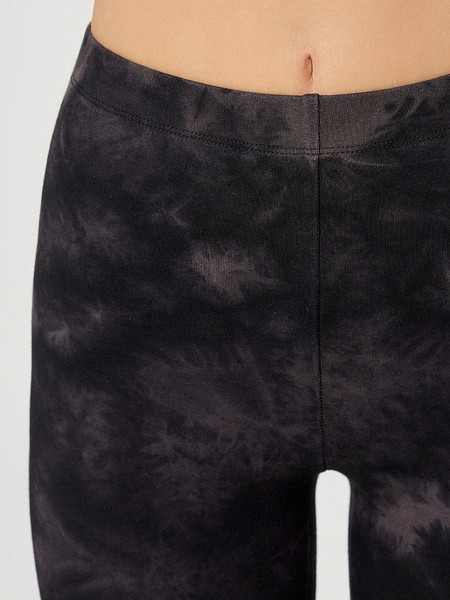 Изображение товара Шорты спортивные Mark Formelle 332284 (р.164/170-90, разводы на черном-1)