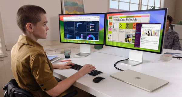 Изображение товара Ноутбук Apple MacBook Air 13” M3 8C CPU 8C GPU/16GB/512GB SSD MXCU3 A3113 (Starlight)