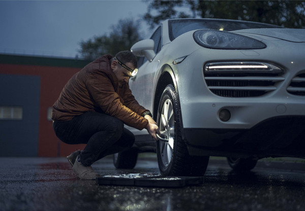 Изображение товара Фонарь Armytek Crystal Pro UV / F10301GRUV (зеленый)