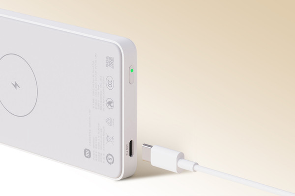 Изображение товара Портативное зарядное устройство Xiaomi Magnetic Power Bank 5000mAh / BHR9303GL