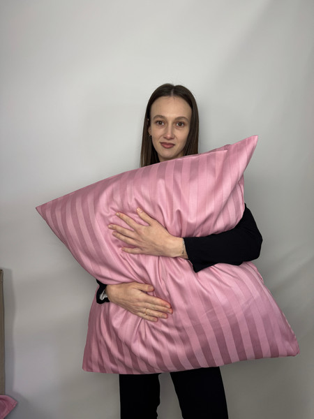 Изображение товара Комплект постельного белья Samsara Страйп-сатин 1.5сп 70х70 (пыльная роза)