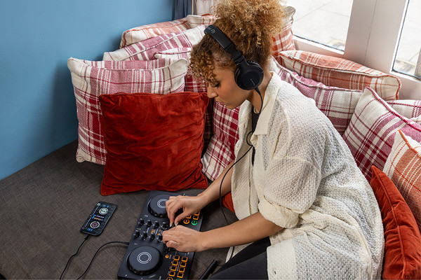 Изображение товара DJ контроллер Pioneer AlphaTheta DDJ-FLX2