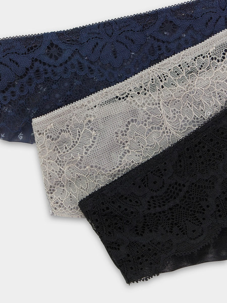 Изображение товара Комплект женских трусов Mark Formelle 412613-3 (р.106, цветочки на сером)