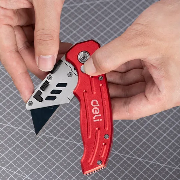 Изображение товара Нож строительный Deli Складной / EDL040