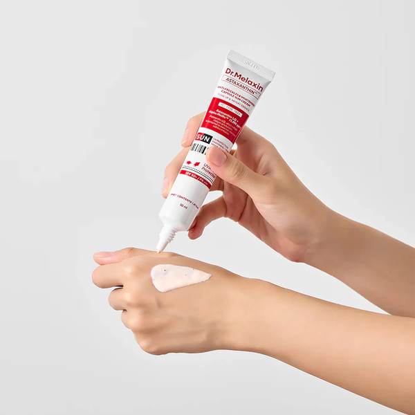 Изображение товара Крем солнцезащитный Dr.Melaxin Astaxanthin Anti-Freckles & Whitening Capsule Sun Cream (50мл)