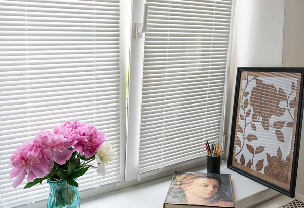 Изображение товара Жалюзи горизонтальные Delfa СГЖМ-300/13 (43x150, белый)