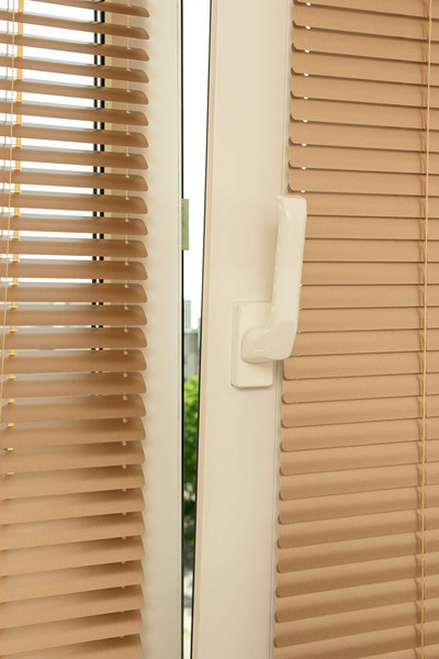 Изображение товара Жалюзи горизонтальные Delfa СГЖМ-310/13 (52x150, золото брокат)