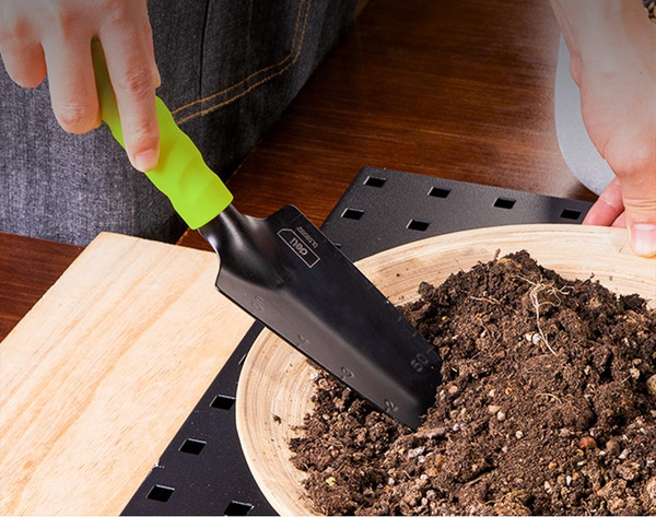 Изображение товара Совок садовый Deli EDL580812 (зеленый)