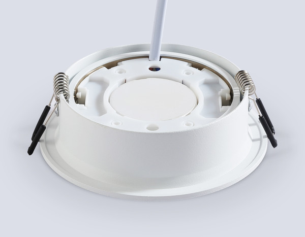 Изображение товара Точечный светильник Ambrella TN52230 WH (белый)