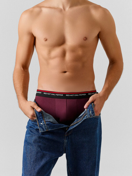 Изображение товара Комплект мужских трусов Mark Formelle 411215-2 (р.98-108, винный/перчики на черном)