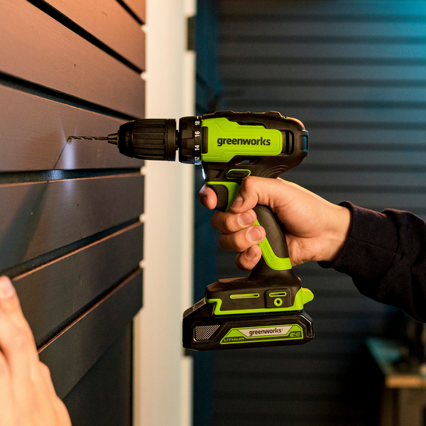 Изображение товара Аккумуляторная дрель-шуруповерт Greenworks GD24DD35 бесщеточная 24V / 3704007CUC (с 2-мя АКБ 2Ач и ЗУ)