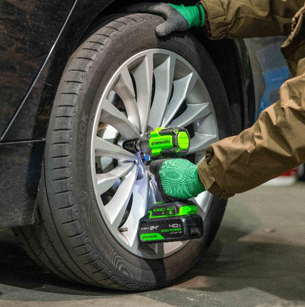 Изображение товара Аккумуляторный гайковерт Greenworks IW5500 бесщеточный 24V / 3805007 (без АКБ и ЗУ)