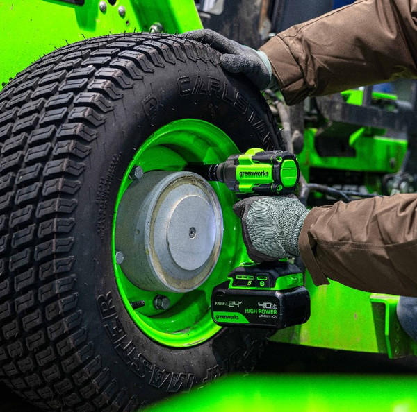 Изображение товара Аккумуляторный гайковерт Greenworks IW5500 бесщеточный 24V / 3805007 (без АКБ и ЗУ)