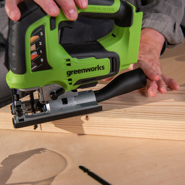 Изображение товара Электролобзик Greenworks GD24JS120 бесщеточный 24V / 3601407CUB (с АКБ 4Ач и ЗУ)