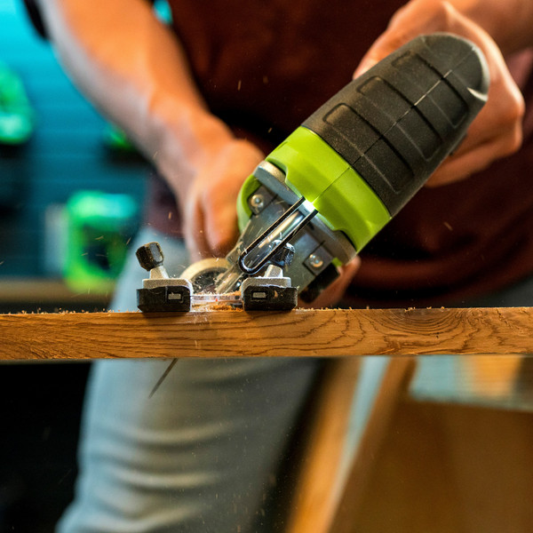 Изображение товара Электролобзик Greenworks GD24JS120 бесщеточный 24V / 3601407CUB (с АКБ 4Ач и ЗУ)