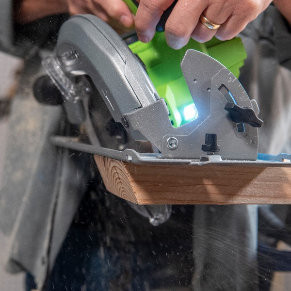 Изображение товара Дисковая пила Greenworks GD24CS бесщеточная 24V / 1500907CUB (с АКБ 4Ач и ЗУ)