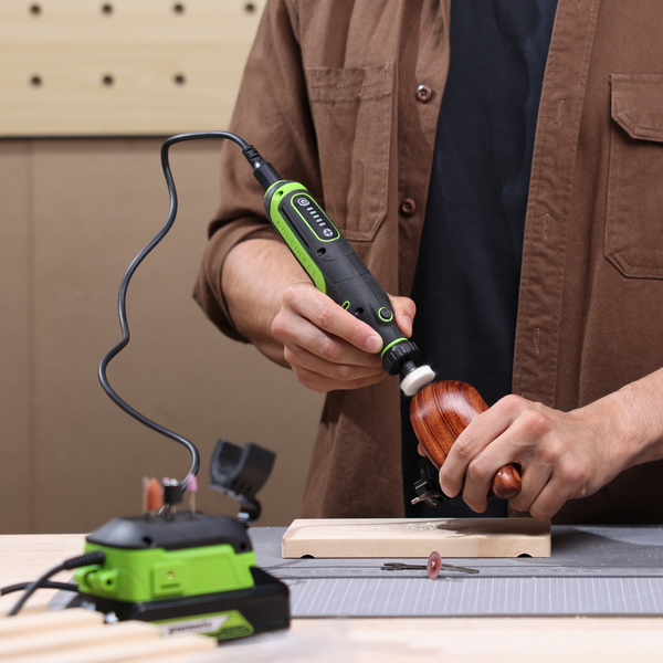 Изображение товара Гравер Greenworks G24RT бесщеточный 24V / 3200807CUA (с АКБ 2Ач, ЗУ, сумкой и оснасткой 52шт)