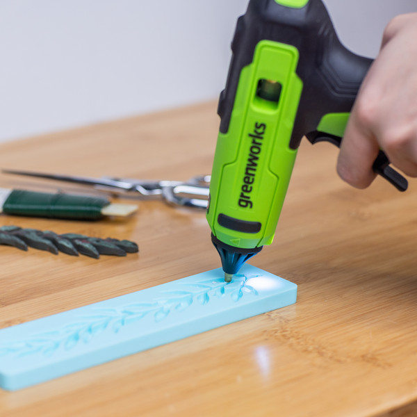 Изображение товара Клеевой пистолет Greenworks G24GLG / 3502207CUA