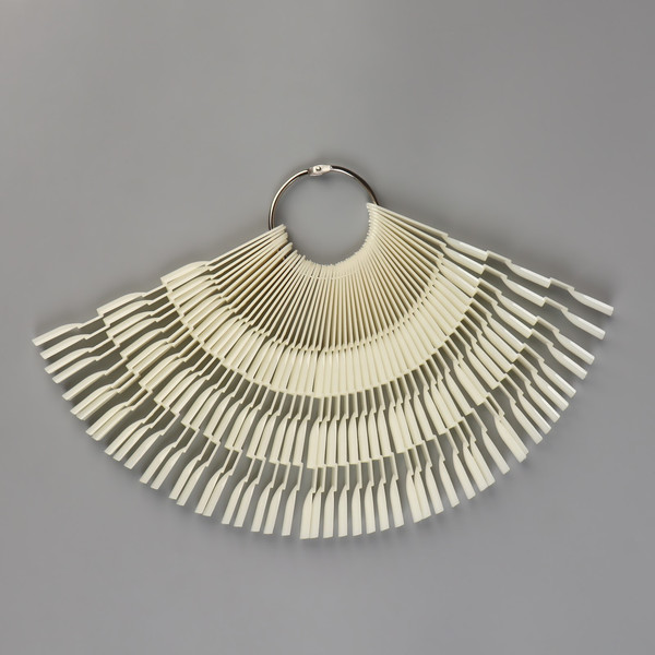 Изображение товара Палитра для лаков Queen Fair 2778192 (слоновая кость)