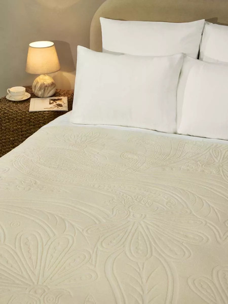 Изображение товара Покрывало Arya Greta 150x200 / 8680943257895 (кремовый)