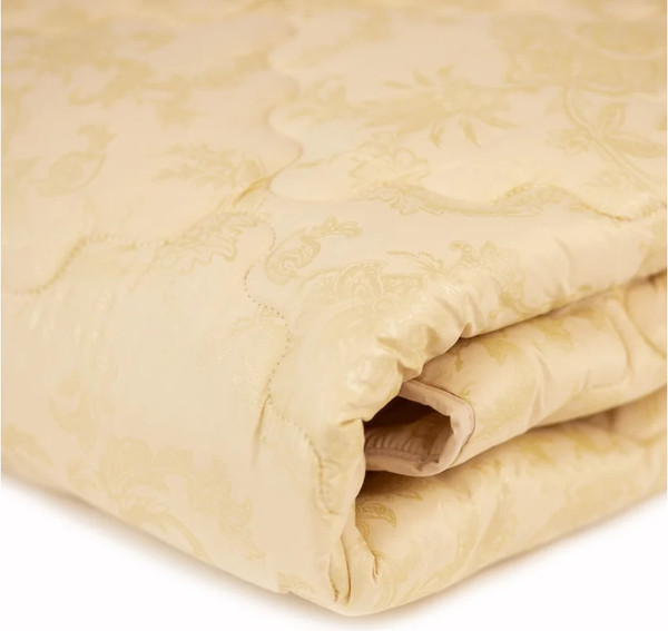Изображение товара Одеяло Самойловский текстиль Ангора 200x220 / 761606 (золотые вензеля)