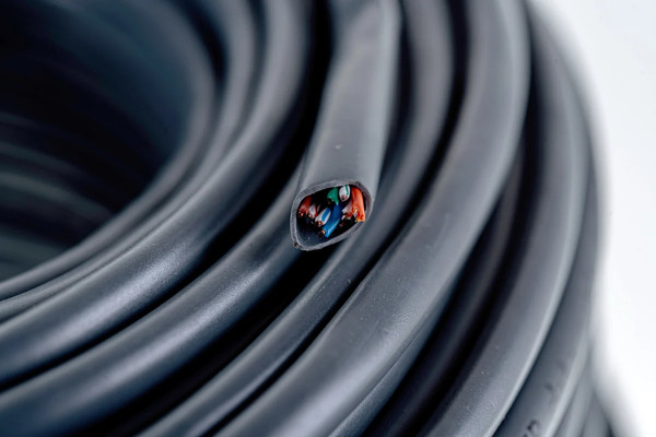 Изображение товара Кабель PROconnect F/UTP CAT 5е PVC 4PR 24AWG / 01-0152-100 (100м, серый)