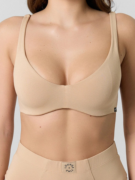 Изображение товара Бюстгальтер Mark Formelle 512564 (р.85D, обжаренный миндаль/декор)