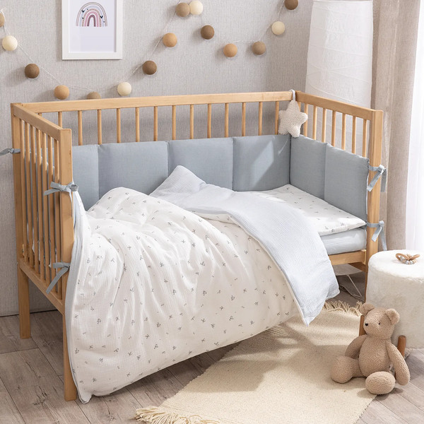 Изображение товара Комплект постельный для малышей Perina Muslin / КПБ3-М.1.23х2.9 (птички/голубая пастель)