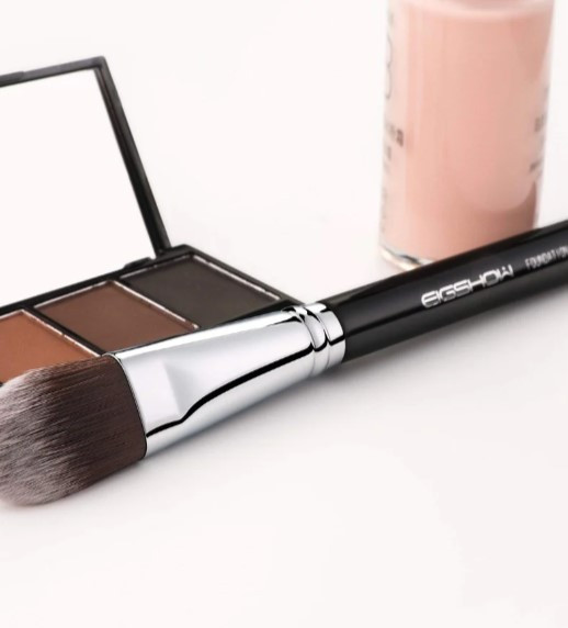 Изображение товара Кисть для макияжа Eigshow Foundation F615
