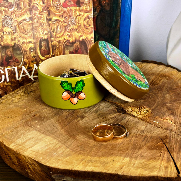 Изображение товара Шкатулка Брестская Фабрика Сувениров С расписанным вручную белорусским зубром / SB20