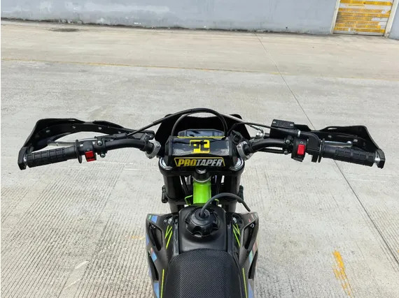 Изображение товара Мотоцикл AVM BISONX 250 (зеленый)