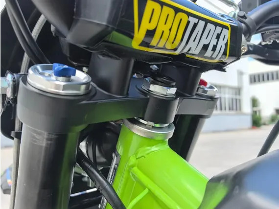 Изображение товара Мотоцикл AVM BISONX 250 (зеленый)