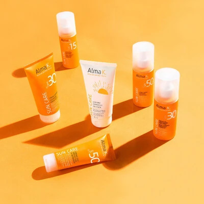 Изображение товара Спрей солнцезащитный Alma K Sun Care Protective Moisturizing Body Spray SPF 15 (150мл)