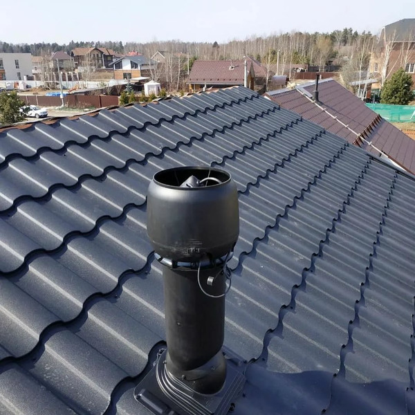 Изображение товара Выход вентиляционный на крышу Vilpe Е190Р/125/700 с шумопоглотителем / 73532 (черный)