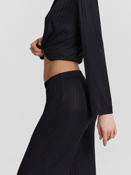 Изображение товара Комплект домашней одежды Mark Formelle 592482 (р.158/164-96-102, черный)