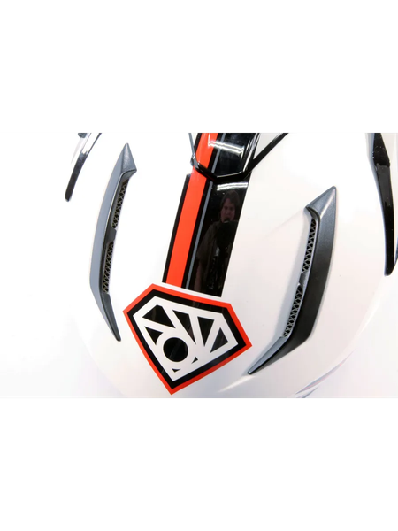 Изображение товара Мотошлем Roqvi Storm (L, белый/черный глянцевый)