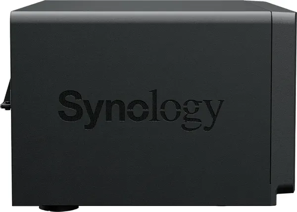 Изображение товара NAS сервер Synology DS1825+