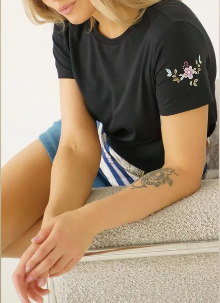 Изображение товара Майка Dea Mia 5609 рис.0020 (р.170-100,104, черный)