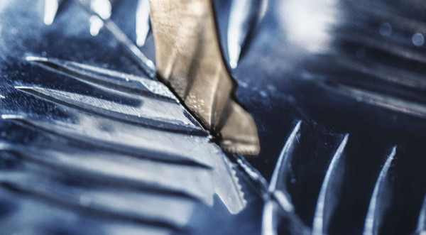 Изображение товара Пильное полотно Bosch Paiz 32 Apit MultiMax Curved Expert / 2.608.900.028