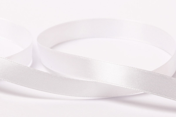 Изображение товара Лента декоративная Фирма Гамма 12мм 1/2 №001 (белый, 33м)