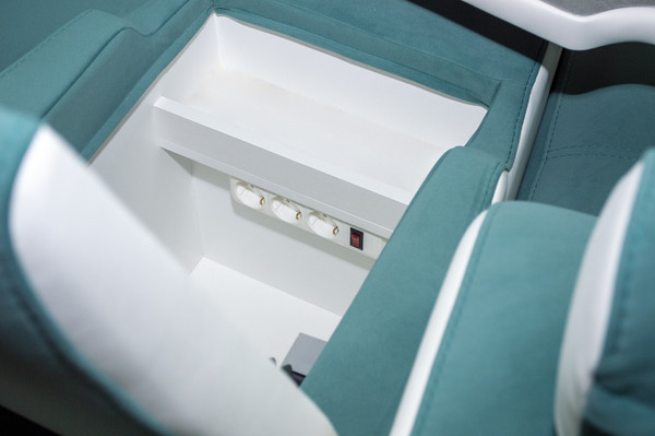 Изображение товара Диван Петрамебель Марсель люкс модульный левый (светло-зеленый велюр/велюр белый)