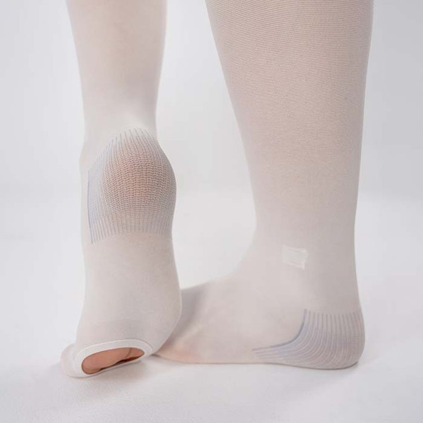 Изображение товара Чулки компрессионные Trives Противоэмболические с закрытым носком 1кл / ТК.933E (M, белый)