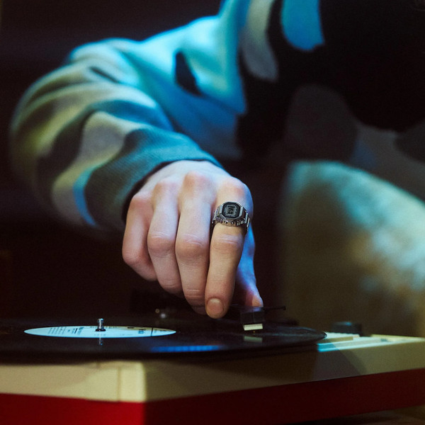 Изображение товара Часы наручные мужские Casio CRW-001-1E