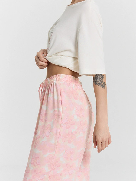 Изображение товара Пижама Mark Formelle 592541 (р.164/170-92-98, светло-молочный/цветы на светло-молочном)