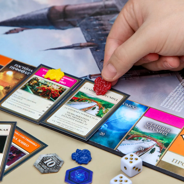 Изображение товара Настольная игра Hasbro Монополия Гарри Поттер / F9422 (на русском)