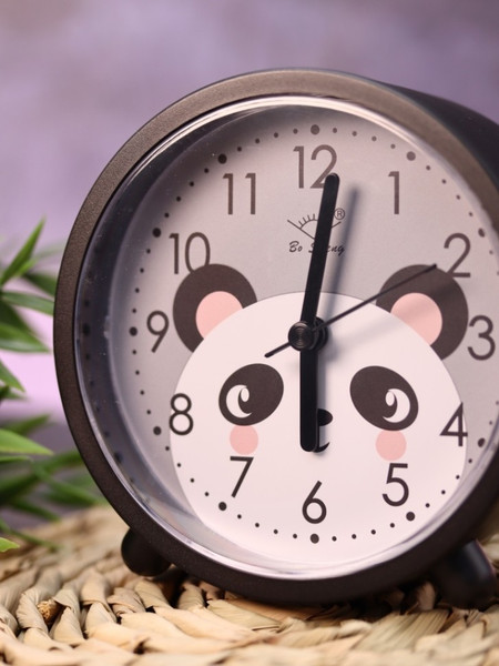 Изображение товара Настольные часы ILikeGift Sleepy Panda / GH211-04 (черный)